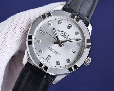 白 金 ②0②④Tw厂力作新款上市劳力士 Rolex 男士系列腕表贵族的艺术品搭配全新进口自动机械9015机芯 0返修 进口316精钢直径40Mm。超薄系列，耐