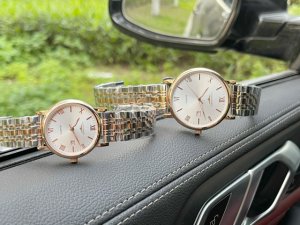 白 金 钢带 20 最新经典浪琴 LONGINES 情侣对表 原装进口石英机芯 钢化玻璃 316L精钢表壳 直径男40mm女30mm 厚8mm如果今天的阳光停止