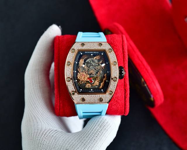 成龙大哥同款Jack Chen Richard Mille 理查德米勒 RM57-03飞龙 在天系列 全球限量8只 贵重来不是你的缺点 此款腕表壳套采用进口水晶