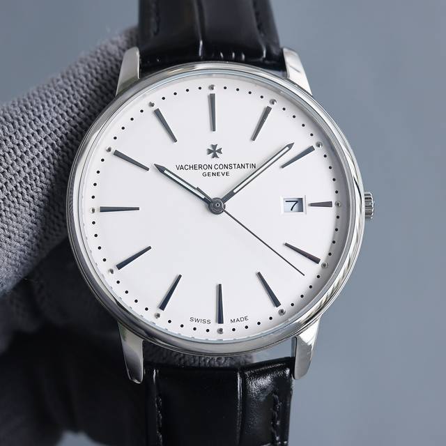 白 金 TW 2023最新热门款 江诗.丹顿Vacheron constantin 经典之美品鉴江诗.丹顿传承系列腕表 1团队历时9个月精心设计 敢为人先 力求