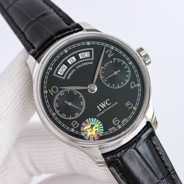 白壳 金壳 Zf 万国 Iwc 葡萄牙年历腕表精品iw503501型号 升级细节 Zf3 1直径44毫米 跟正品尺寸一致 2独家定制版5机芯功能同步原装 月份