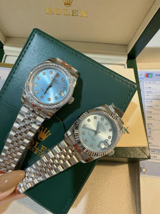 牙圈金白同价 钻圈金白同价 劳力士 Rolex 款式: 日志女装机械腕表 机芯: 进口西铁城 原装机 镜面 蓝宝石玻璃镜面 表壳: 316L精钢壳套 表带: 实