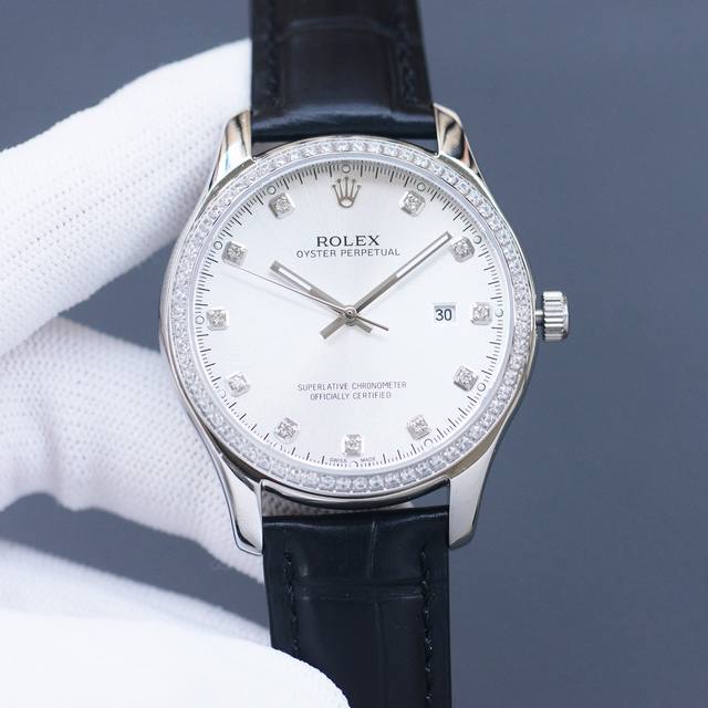 劳力士-Rolex 新款商务男士机械腕表 进口西铁城8215机芯 316L精钢表壳 矿物质玻璃镜面 316L精钢表带 直径40Mm 厚度12Mm 生活节奏 尽在