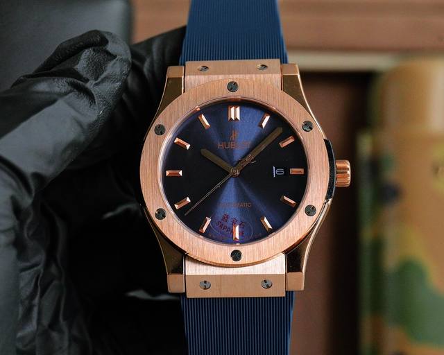 恒宝 Hublot 兰宝石玻璃 45Mm*13Mm 头层牛皮表带 原装扣 全自动机械机芯 浓浓的金属酷感 始终带给你视觉上的冲击