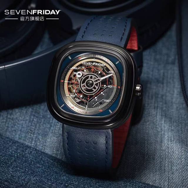 Sevenfriday 七个星期五手表机械男表t 1 改革后的新款比旧款更薄大小45.6X4 Mm 更符合国人手型 316L精钢拉砂表壳 线条质感明显 30米防