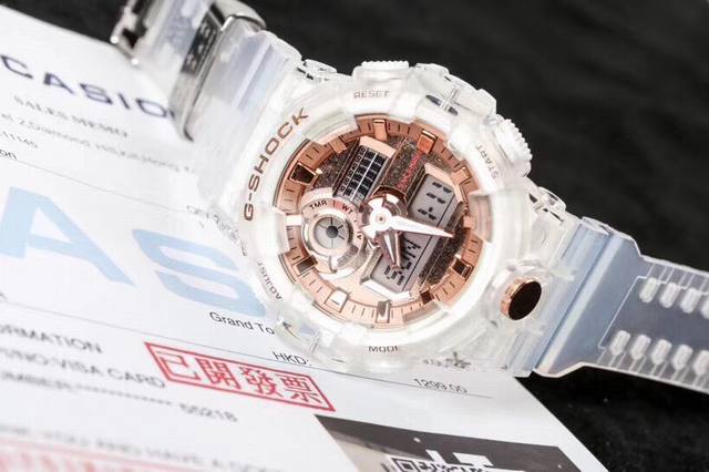 Casio卡西欧透明款g-Shock Ga- 运动男士电子手表男表gshock 手表镜面材质:矿物强化玻璃镜面 系列:G-Shock系列 机芯类型:石英机芯 附