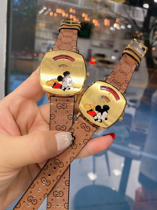 白 金 超可爱米奇到货 35Mm 38Mm 古驰-Gucci中性款 原单品质 Disney X Gucci Grip系列腕表 Disney X Guccidis