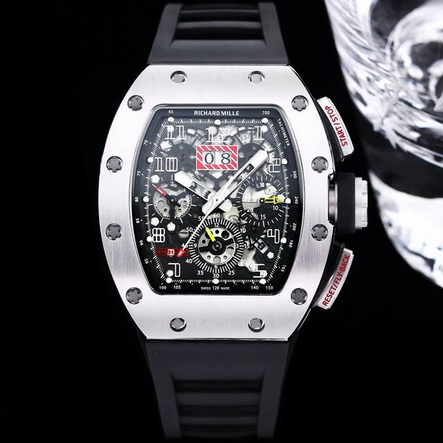 Richard Mille 理查米尔 Rm011-Fm系列 精钢材质打造 还原原装 完美的人体工程学设计相吻合的追求完美的品牌的标志性建筑 Rm 011的每一个