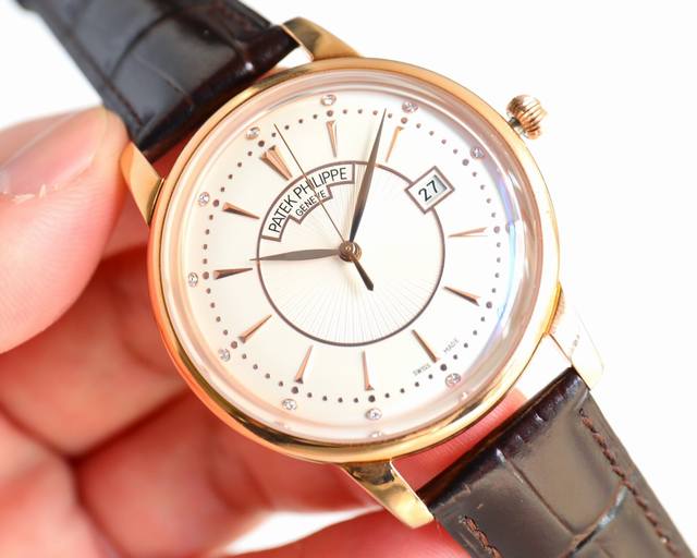 白壳 金壳 最新款式百达翡丽patek Philippe 经典之作 市场独家最新锅盖玻璃材质 超强的3D立体感 超薄工艺 直径42Mm 款式采用原装9015机芯