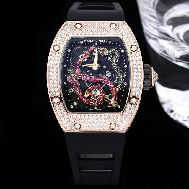 Richard Mille 理查米尔 Rm026 蛇表界的女神 女士们梦寐以求的腕表 也被称为 钻石克朗 Richard Mille坚持不懈地追求rm 026的