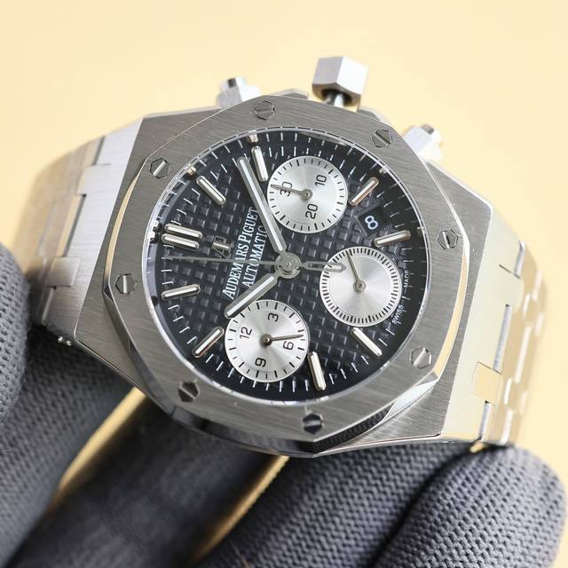 统一 Ap 爱彼 Audemars Piguet Gv1 皇家橡树系列26715Bc.Zz.1356Bc.01。 38Mm尺寸1:1 目前最高机械机芯版本正品是