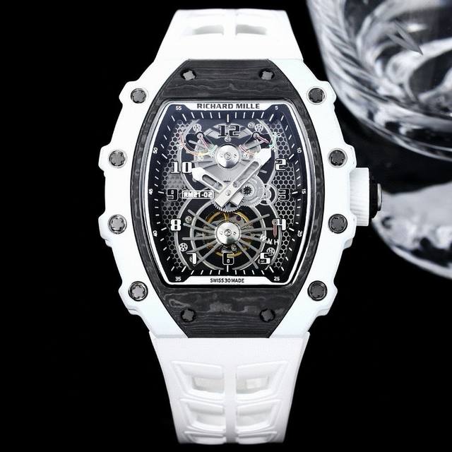 Richard Mille 理查米尔 Rm21-01系列 搭载全自动进口机械机芯 尺寸40X50X16Mm 碳纤维材质打造的表圈和表柱作为架构支撑，进一步加固其