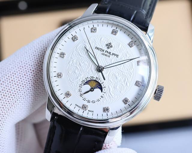 白 -金 。2024新品墙裂推荐，百达翡丽patek Philippe 最新款男士腕表！全新复杂日月星辰多功能腕表，超强夜光。搭载原装进口2824-8自动上链机