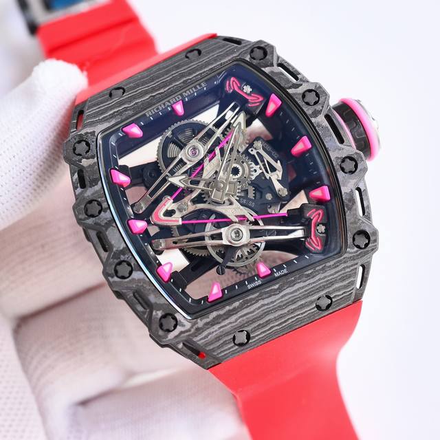 顶级复刻 1 Rm 理查德 米勒 Richard Mille Rm8 和职业高尔夫球手布巴 沃森 Bubba Watson 已经合作了十多年，合作开发了几款时计