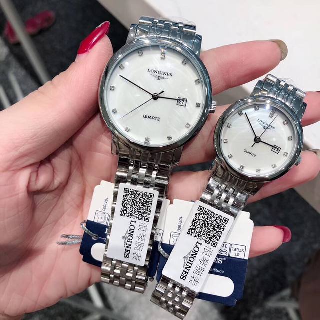 经典款 Longines 浪琴品牌博雅系列情侣对表：男39Mm 女29Mm经典设计，和流利线条的完美化身，彰显着浪琴的典型特质，诠释着优雅定义进口石英机芯，走时