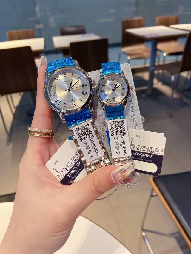 白 玫 浪琴 Longines 索依米亚女表系列 原装进口日本石英机芯 316L精钢表带， 传统三针设计 6字位日历星期显示 原装蝴蝶扣 尺寸：女款30Mm ，