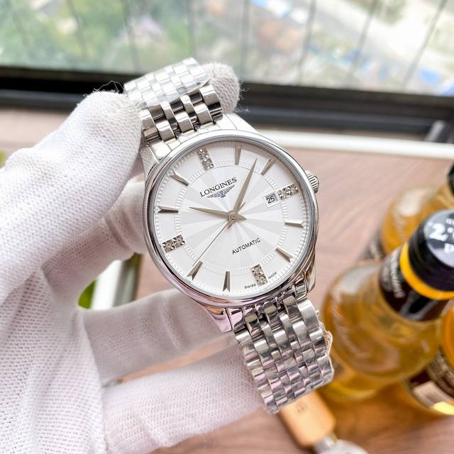 金白同价：皮带 ，钢带 品牌：浪琴-Longines 类型：男士腕表 壳套：顶级版316精钢l 表带：进口小牛皮表带 316L精钢表带 机芯：全自动机械机芯 镜