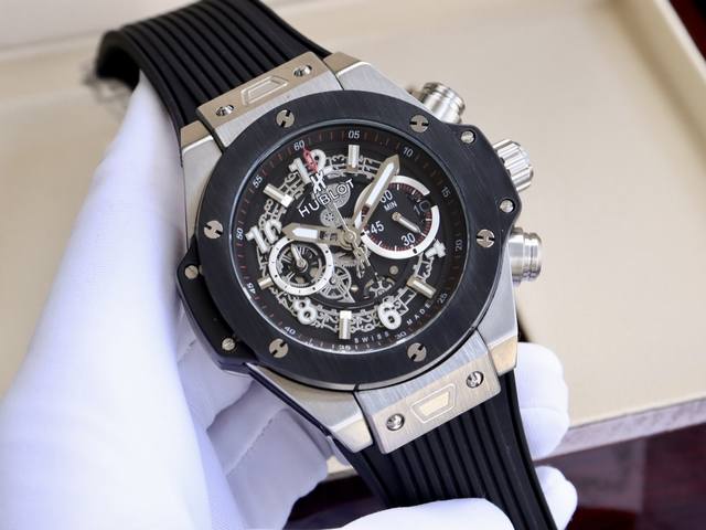 白钛 金黑 宇舶 恒宝hublot Big Bang 系列441.0E.2010.Rw.1104 1：1复刻原版字面，非市面版本字面 男士腕表 316精钢表壳