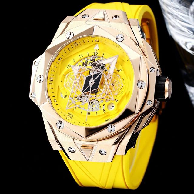 全新爆品 Hublot 宇舶 全新big Bang Sang Bleu Ii刺青二代腕表 恒宝最热门款 史上最复杂钢壳工艺重大突破 运用立体几何图形，呈现出精妙