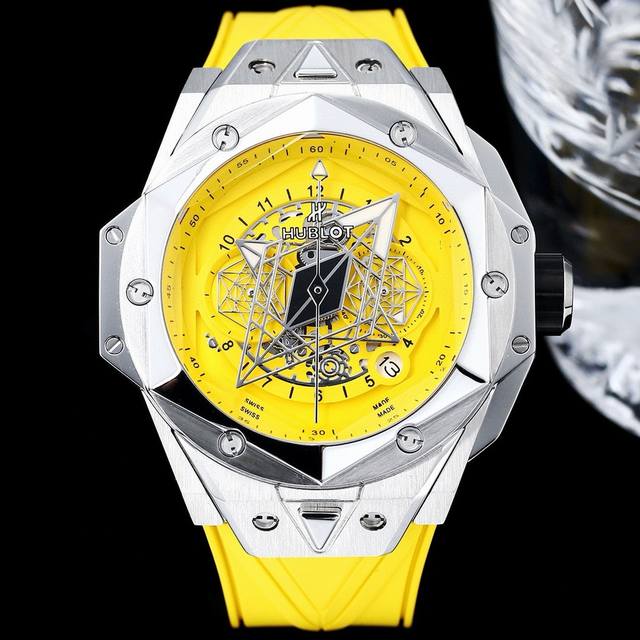 全新爆品 Hublot 宇舶 全新big Bang Sang Bleu Ii刺青二代腕表 恒宝最热门款 史上最复杂钢壳工艺重大突破 运用立体几何图形，呈现出精妙