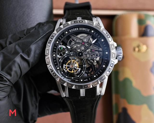 白壳 玫黑 罗杰 杜彼 Roger Dubuis 豪爵 Excalibur 王者系列 自动上链机芯，表壳：46毫米 , Sapphire Crystal Car