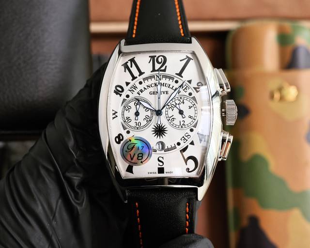 法兰克穆勒 Franck Muller 40*52Mm 酒桶型壳身 日本多功能石英机芯 头层小牛皮表带原装针扣 独特的f M风格 只为专属打造