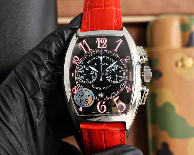 法兰克穆勒 Franck Muller 40*52Mm 酒桶型壳身 日本多功能石英机芯 头层小牛皮表带原装针扣 独特的f M风格 只为专属打造