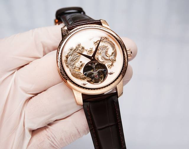 白皮： . 金20. 钢带20. 重磅推出vacheron Constantin Traditionnelle传袭系列限量版陀飞轮腕表6040T 000R在这枚