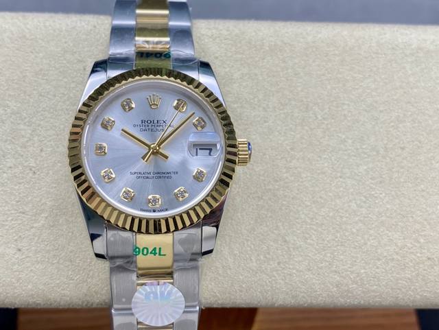 Sk Factory 女款 劳力士rolex 单历 日志型31Mm 直径 31Mm 机芯 搭载全自动机械机芯 圈口 劳力士ringcommand三角坑纹 光圈