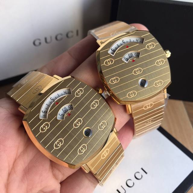 原盒:30 原装机芯！Original Gucci,古驰 新款 Grip系列腕表，最新米兰时装周新宠，整表配件原厂出，原装异形蓝宝石玻璃！颠覆传统，设计理念独特