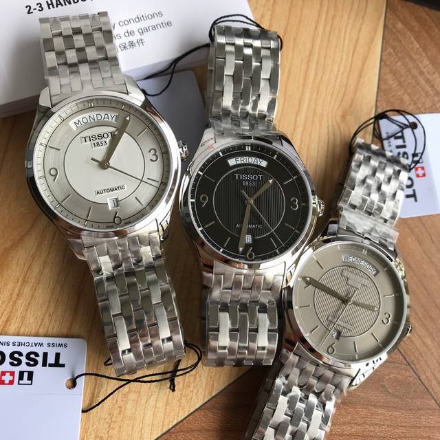 包装加30。Original Tissot,天梭经典唯意系列自动机械表，原厂配件搭载原装瑞士eta2834-2机芯，双历在目。蓝宝石玻璃，～39Mm表径 9.8