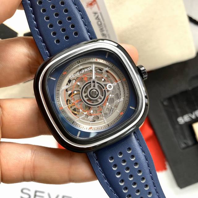 支持香港、美国直邮 独家新款首发 现货sevenfriday 七个星期五手表机械男表t3 01 7周年全新之作新款比旧款更薄大小45.6X4 Mm 更符合国人手