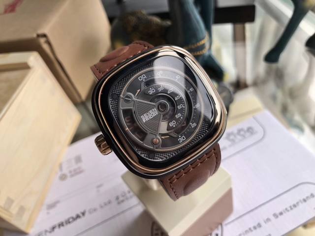 支持香港、美国直邮 香港直邮！Sevenfriday七个星期五m2B 01-A727原装进口8215机械机芯、强化蓝光玻璃、进口小牛皮带、高级316精钢表壳 4