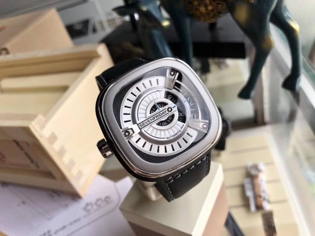 支持香港、美国直邮 香港直邮！Sevenfriday七个星期五m1 01-C155 原装进口8215机械机芯、强化蓝光玻璃、进口小牛皮带、高级316精钢表壳 4