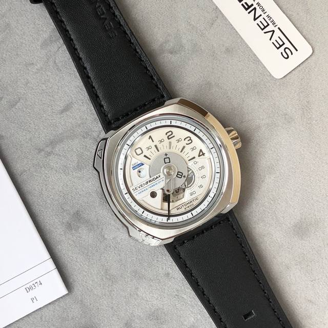 支持香港、美国直邮 原单七个星期五 Sevenfriday 型号：Sf-Q1 01-A327 尺寸：44.3X49.7Mm 厚28Mm 原装进口机械机芯 316