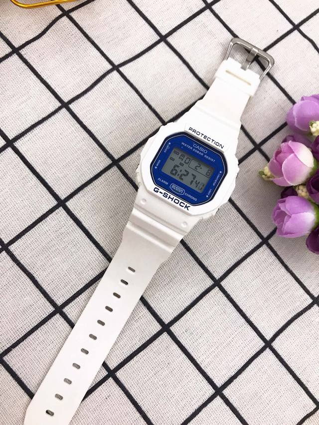 原单卡西欧dw5600白兰，45度自动抬手亮灯功能，G-Shock--经典防震表盘设计，超强防水，独家货源