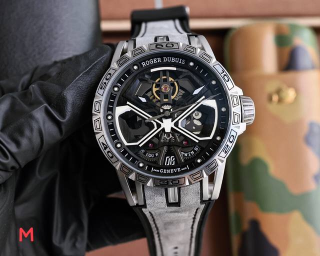 白壳 玫黑 罗杰 杜彼 Roger Dubuis 豪爵 Excalibur 王者系列 自动上链机芯，表壳：46毫米 , Sapphire Crystal Car