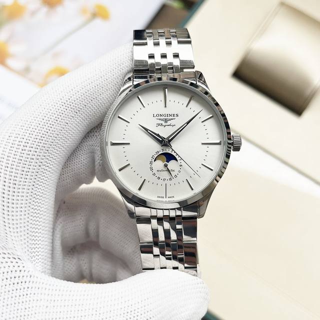 白 金 钢带+20。浪琴-Longines 精品男士腕表全新多功能设计，尊贵大气，绅士风范，卓越品质，热卖全城。采用全自动机械机芯，顶级316精钢表壳，矿物质超