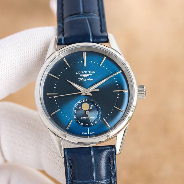 统一 三码合一 浪琴 Longines 军旗系列 经典复刻日月星辰腕表，新款上市！ 字面：采用弧形设计，同时搭配太阳玟，时分针夜光涂层，无论日夜均可清晰显时，镶