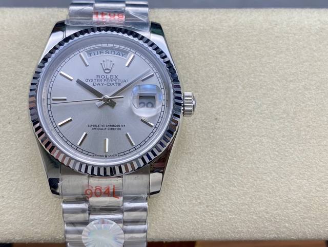 Sk厂 劳力士rolex 双历 星期日志型系列 36Mm 直径 36Mm 机芯 搭载全自动机械机芯 圈口 劳力士ringcommand三角坑纹 光圈 镜面 防刮