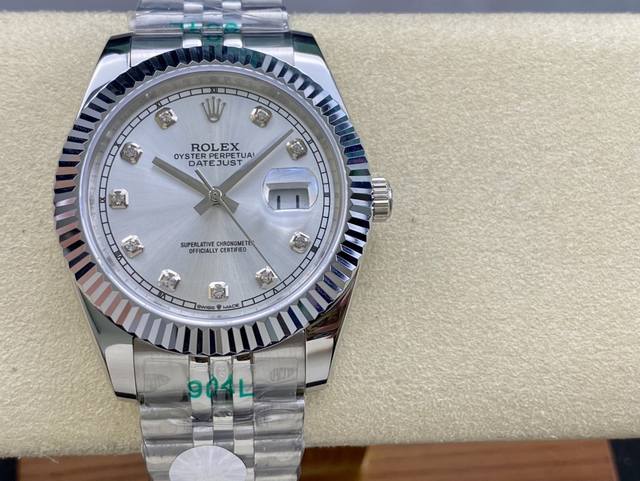 Sk厂 劳力士rolex 单历 日志型系列 41Mm 直径 41Mm 机芯 搭载全自动机械机芯 圈口 劳力士ringcommand三角坑纹 光圈 镜面 防刮蓝宝