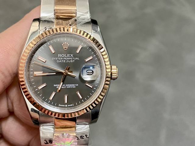 Sk厂 劳力士rolex 单历 日志型系列 36Mm 直径 36Mm 机芯 搭载全自动机械机芯 圈口 劳力士ringcommand三角坑纹 光圈 镜面 防刮蓝宝