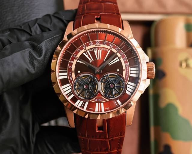 白壳 玫圈 罗杰 杜彼 Roger Dubuis 豪爵 Excalibur 王者系列 自动上链机芯，表壳：46毫米 , Sapphire Crystal Car