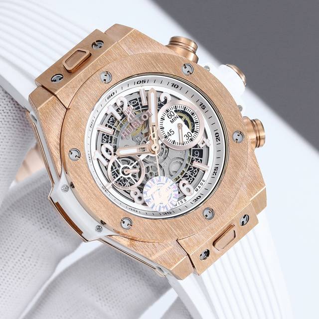 白壳 金壳 圈口钻 满钻 Zf 最新款新面出货 宇舶 恒宝 Hublot 英勇无畏，拳拳出击，简称“Hub”“恒宝”，Bigbang大爆炸元素材料计时码表v2版