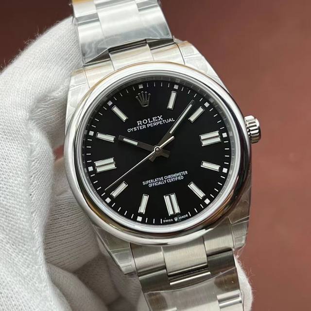 Sj出品 劳力士 Rolex 蚝式恒动41系列 Cv2 ①定制1:1对版3230一体机芯，品质稳定可靠； ②表壳：尺寸厚度与原装一致 ③字面：高光打磨字钉，顶级