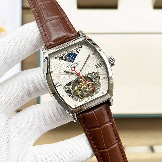 同价 浪琴-Longines 精品男士腕表尊贵大气，绅士风范，卓越品质，热卖全城。采用全自动机械机芯，顶级316精钢表壳，矿物质超强镜面，尺寸42Mmad出品