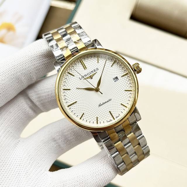 白 -金 钢带+20。浪琴-Longines 精品男士腕表经典大三针设计，尊贵大气，绅士风范，卓越品质，热卖全城。采用全自动机械机芯，顶级316精钢表壳，矿物质