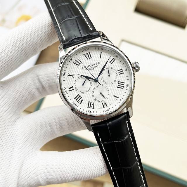 白 -金 钢带+20。浪琴-Longines 精品男士腕表全新多功能设计，尊贵大气，绅士风范，卓越品质，热卖全城。采用全自动机械机芯，顶级316精钢表壳，矿物质