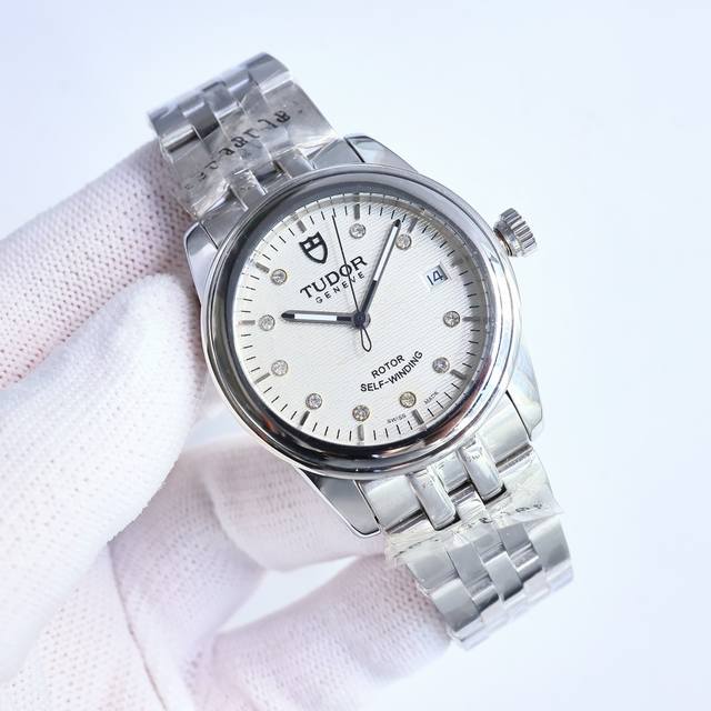 Sj出品 帝舵 Tudor R1 骏钰系列m55003-0003。 ［上市时间］2024年 新款 经典之作！大器！50年不过时！走时精准！ ［品质］Aa级．不锈