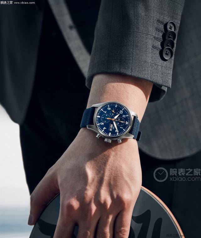 Sj出品 白壳 金壳 Zf经典臻品升级v2版驰骋高空 分秒必“真” 万国 Iwc3777飞行员计时系列，Or6 机芯同步原装，表针尾部微微弯曲，双面防眩晕蓝色镀